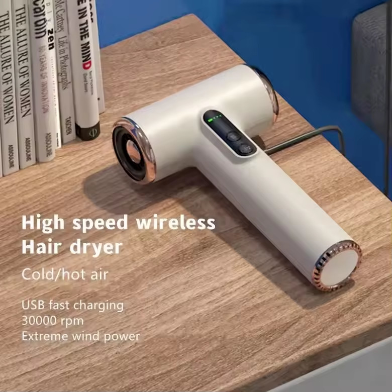 再充電可能な携帯型ヘアドライヤー 2-2,5 時間充電時間と11.1V 10A電圧